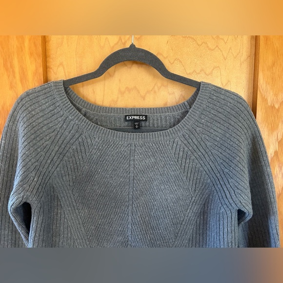 Express Grey Cropped Merino Wool Blend Sweater - Picture 3 of 5